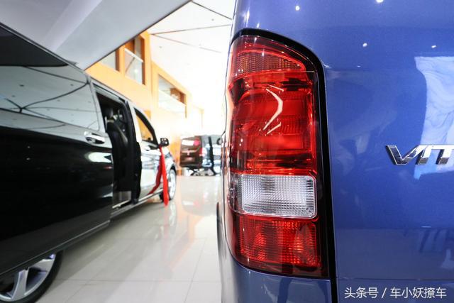 加价40万买埃尔法?不如优惠10万提奔驰商务,品牌碾压空间更大!