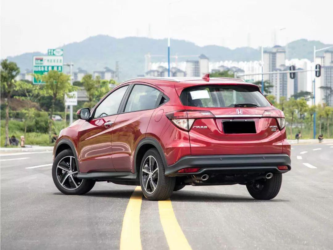 新款本田缤智对比丰田C-HR,两大热门日系小型SUV,谁更值得买