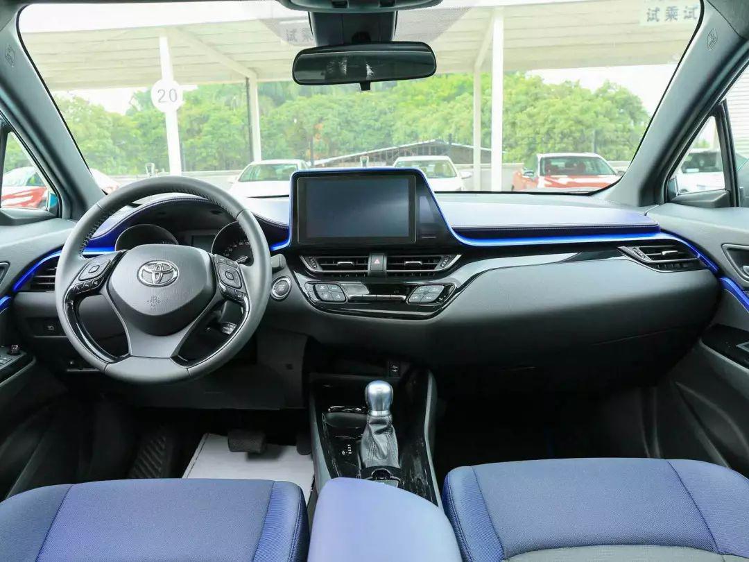 新款本田缤智对比丰田C-HR,两大热门日系小型SUV,谁更值得买