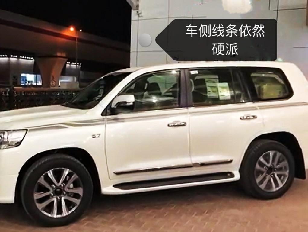 与雷克萨斯LX570相同动力 2019款丰田陆巡VXR5700到店实拍