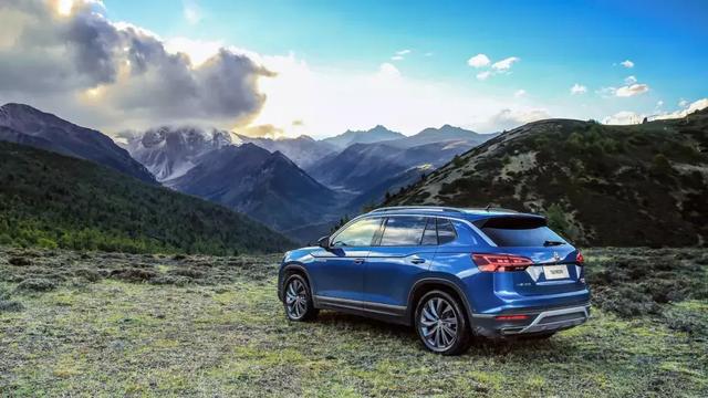 当新生代遭遇老江湖，探岳与RAV4荣放谁更讨年轻消费者喜欢？