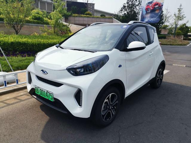 smart车主看上TA!试驾续航力惊艳,这是2019款小蚂蚁?