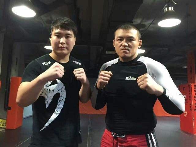 中国ufc签约选手被禁赛,刘文擘:都是穷闹的,连女朋友都省没了