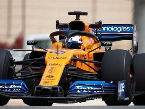 阿尔法罗密欧，介绍这组赛车，车身略显霸气，光彩夺目