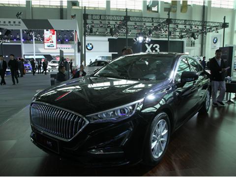 坐国车•看国宝