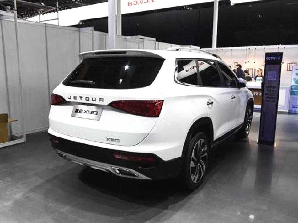 二师兄玩车 |轴距比汉兰达大，标配倒车影像8万起可开走的7座SUV