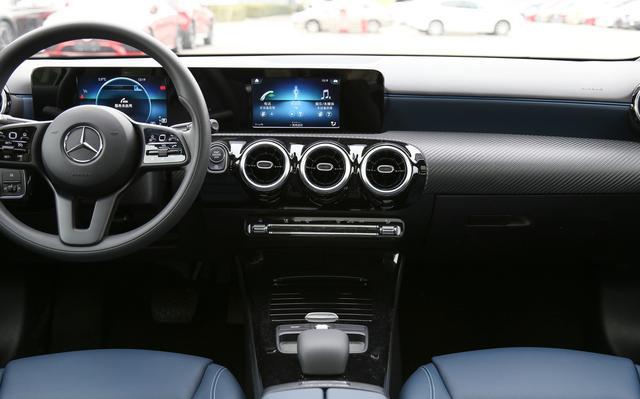 21万买台奔驰,轴距近2.8米,标配主动刹车,开回去比雅阁面子足