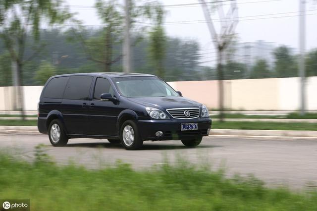 别克GL8要卖60万?中国特供车,如何挑战丰田阿尔法?