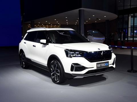 东风启辰T60穿上纯电动的外衣，隐藏A柱，颜值有小幅提升