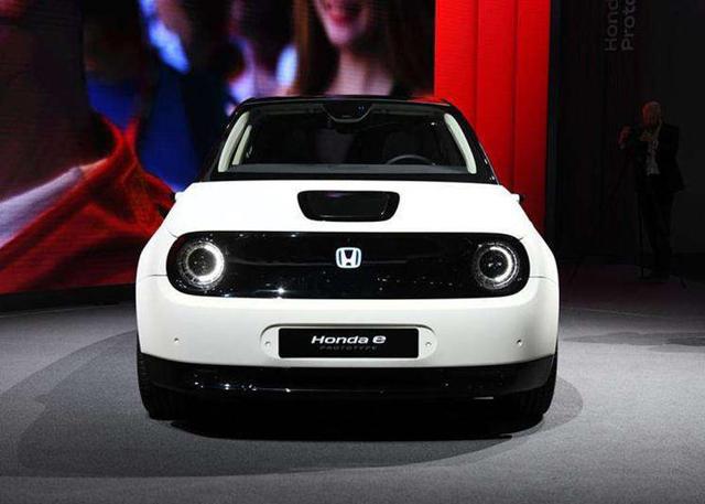 标配电子外后视镜，本田e即将量产