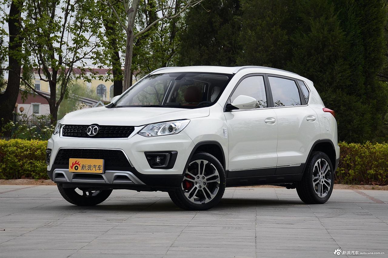 开哪款最有面 新款北汽绅宝X35 PK 新款海马S5青春版