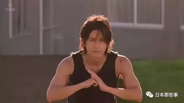 堤真一称绝不与佐藤浩市共演 理由是过于尊敬