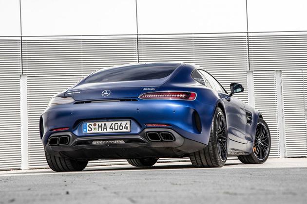 3.7秒破百/557马力 梅赛德斯AMG GT C官图发布