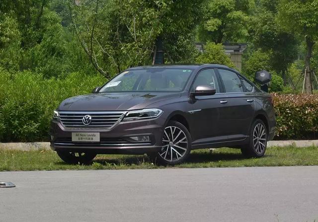 车市寒冬内，哪款10万级的家用轿车值得买呢？