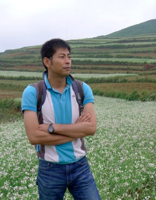 儿子留下邮件失联7年 父母网上寻人唤子回家