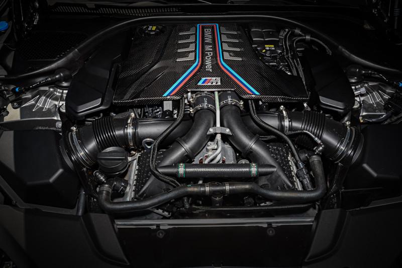 强悍的双涡轮V8引擎,宝马BMW M5冲出7分35.9秒纽柏林单圈成绩