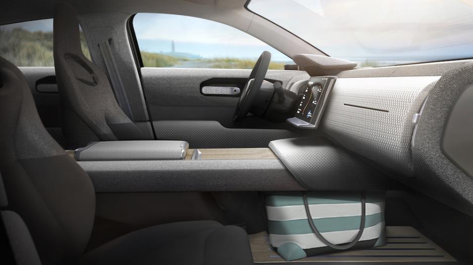 综合续航724公里,一款由荷兰初创公司打造的太阳能电动车