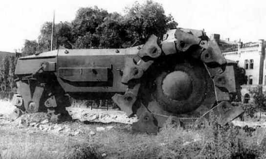 库尔斯克战役里没能上场的秘密武器:纳粹德国特种扫雷坦克传奇