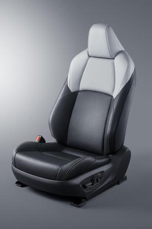 TNGA家族首款中级车——全新换代雷凌产品资料