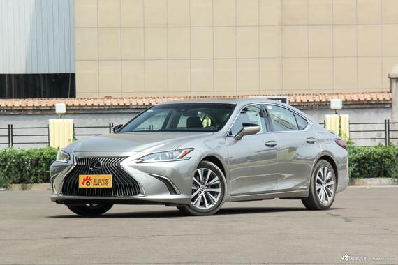 30-50万进口品牌车型车主综合评分排行榜，雷克萨斯ES混动登顶！