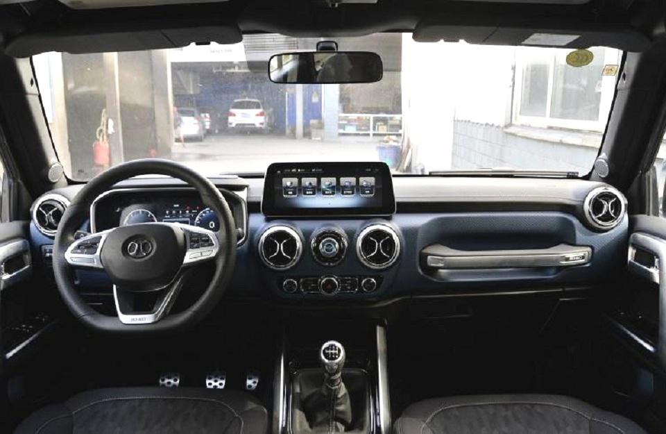 二师兄玩车 |空间大动力强性能足,12万多起国产越野,不止卖情怀