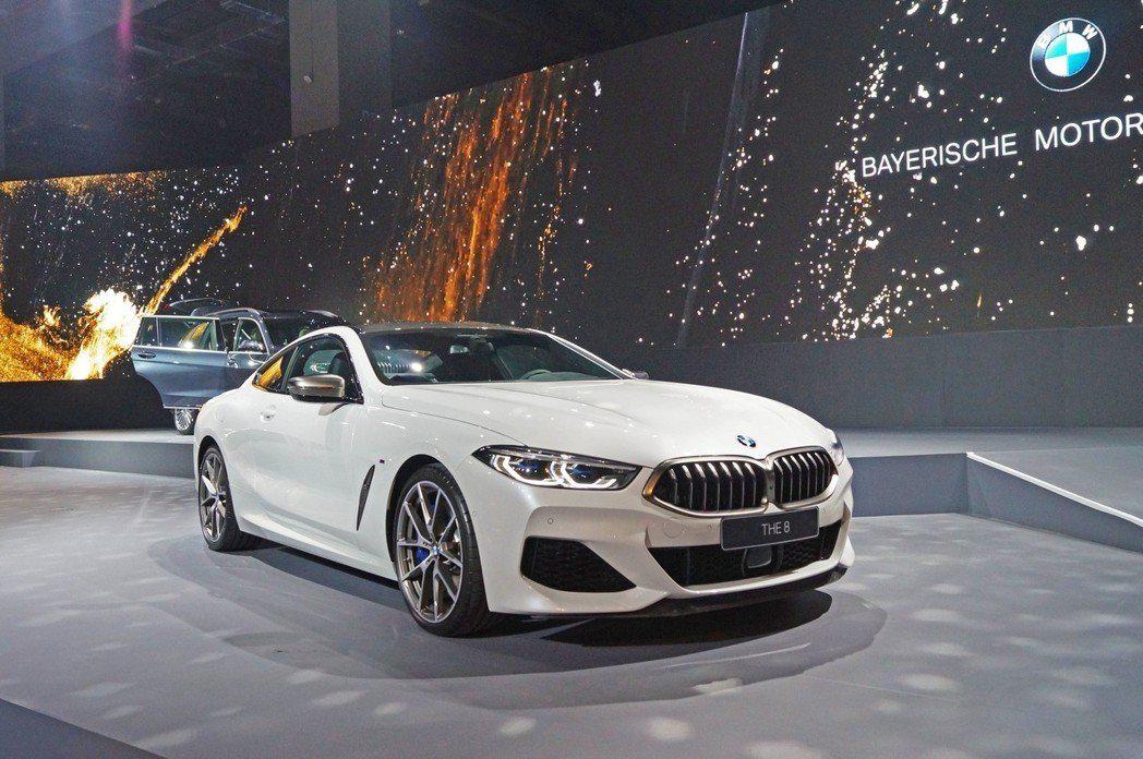 BMW旗舰上空GT跑车登台M850i xDrive Convertible绝美上市!