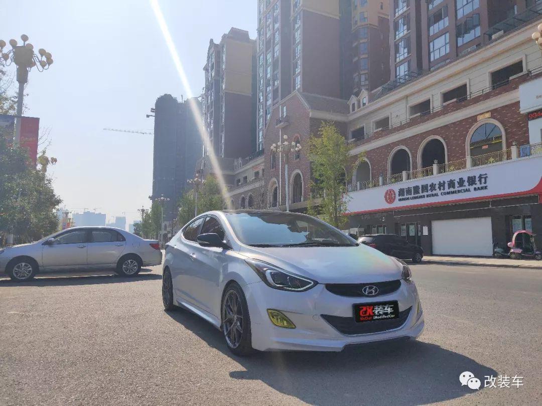 湖南车友 | 现代朗动姿态改装,为了完美趴下不惜切割车架!