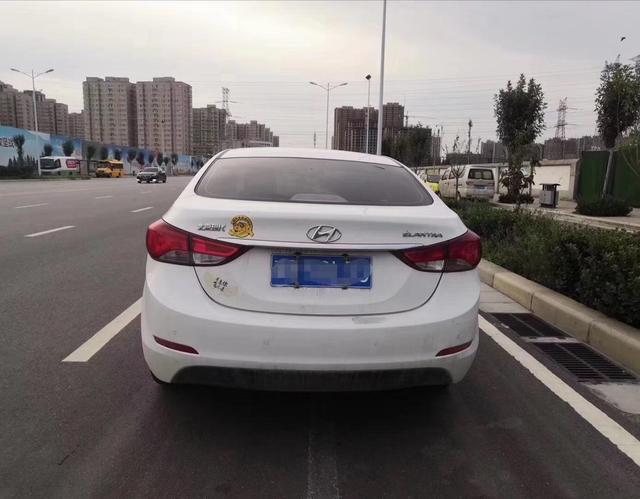 性价比著称的现代朗动,开了2年出头,为什么没人接盘?