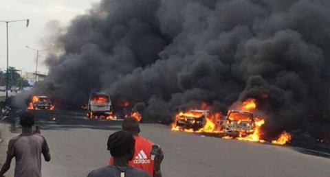 墨西哥城油罐车爆破事端形成的逝世人数升至8人