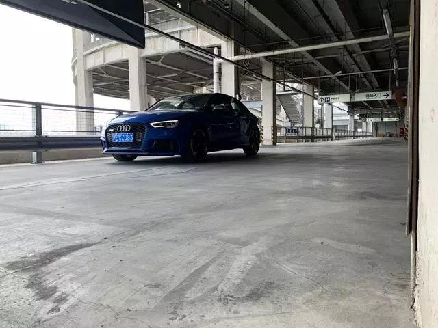 试驾 Audi RS3|竟然是理想中的A级代步车!