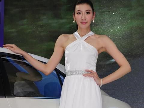 展友也很无奈，本来是奔着新车去，最后一眼都没看成