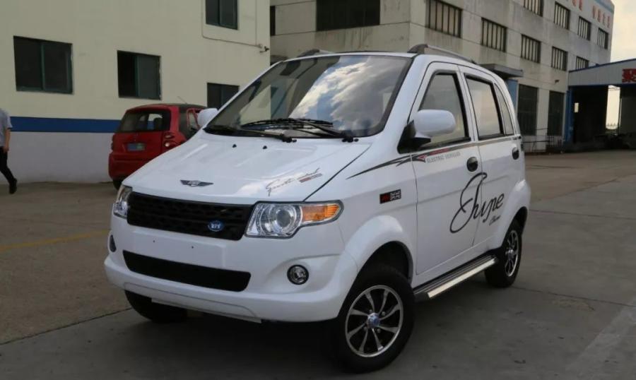 本田这款“不倒”三轮车，或将解决城市拥堵？其使用的是清洁动力