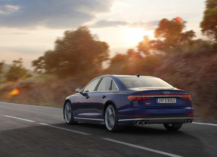 搭4.0T V8发动机,最大571马力,这就是一台不张扬的“猛兽”