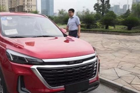 北汽全新suv现身，终于换掉“猪鼻子”车标，车友：不火算我输