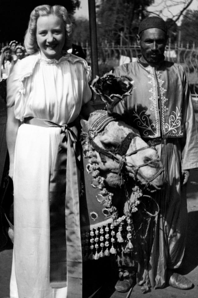 巴列维解放了妇女，为何伊朗女性却带头推翻巴列维王朝呢？