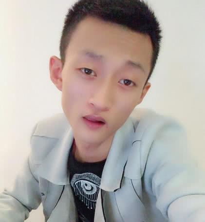 祁天道事件时，快手哪位网红落井下石？葵儿上榜，二驴被质疑虚伪