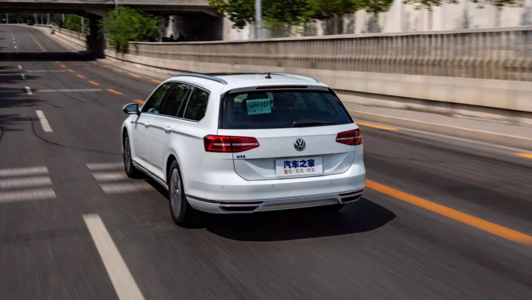 油耗低!空间大!这台德国原装进口车,竟卖了个国产价