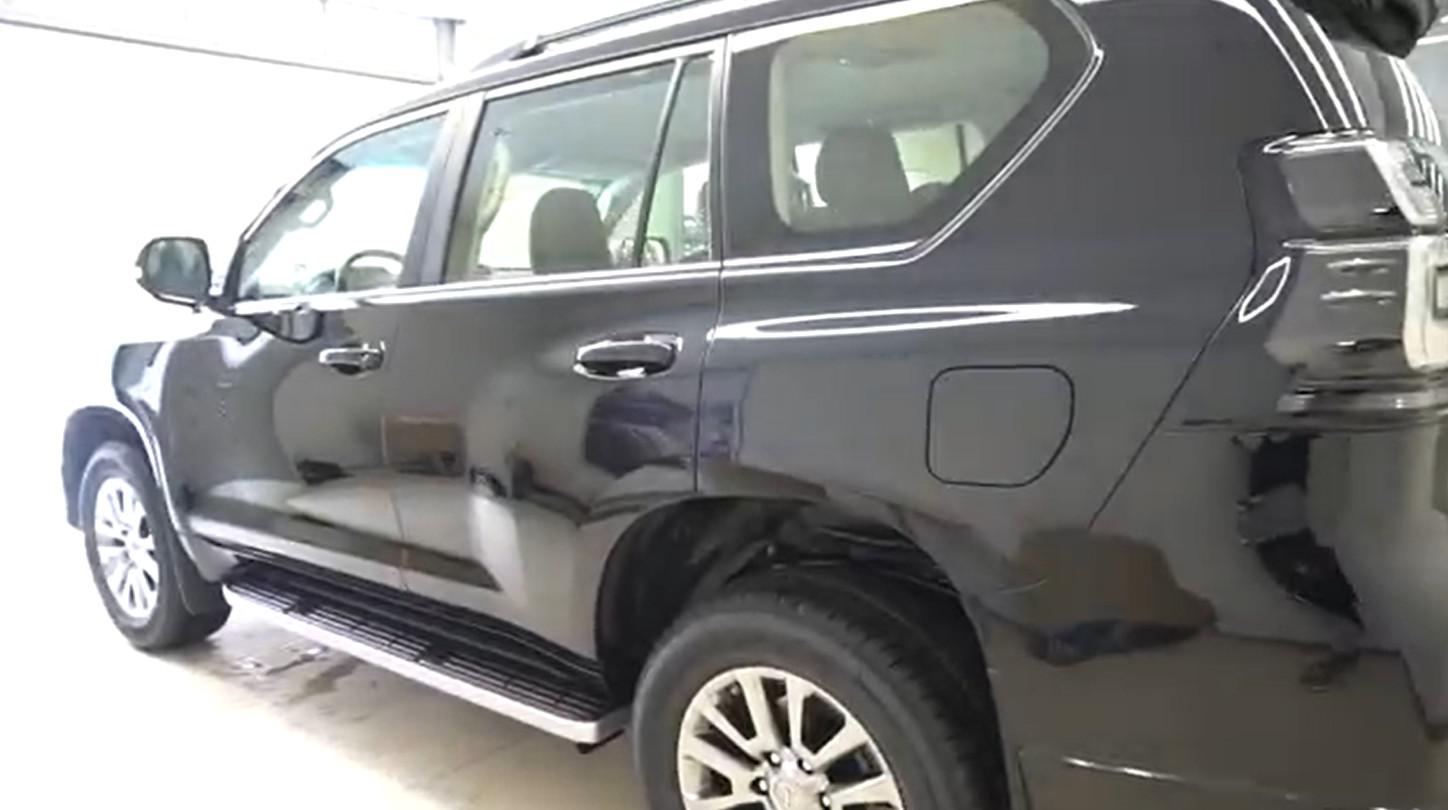 霸气侧漏的中大型SUV 2019款兰德酷路泽普拉多到店实拍