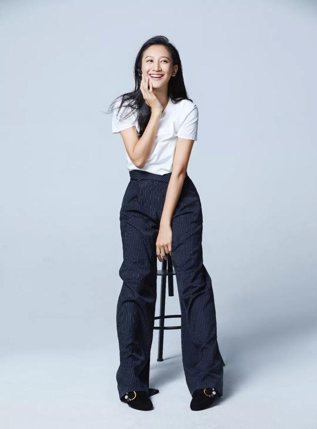 央8大女主自曝因徒手劈西瓜成校园传说，女明星还能是这种画风？