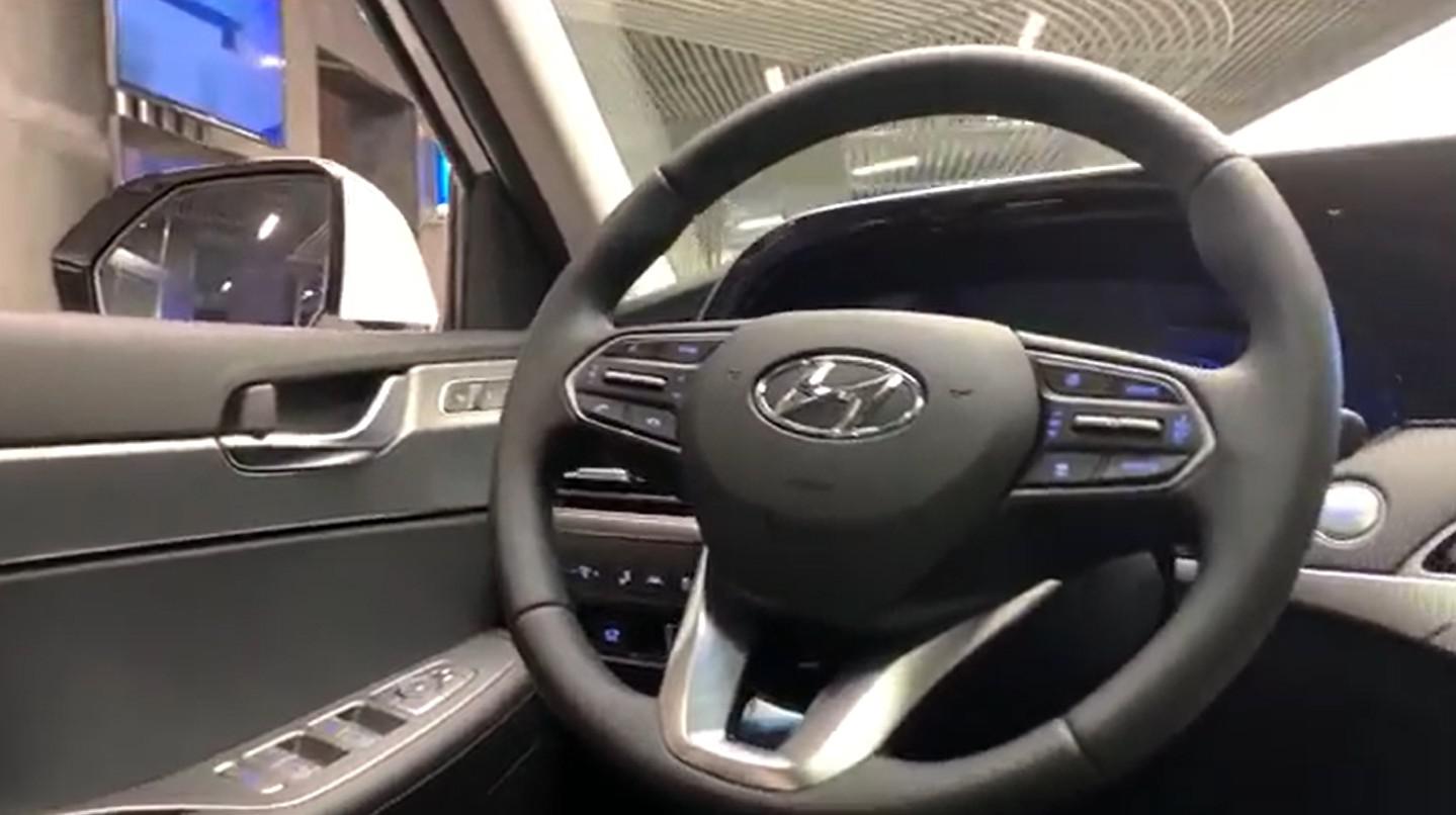 实车霸气十足,,现代Palisade到店实拍
2019-07-07 23:26:02