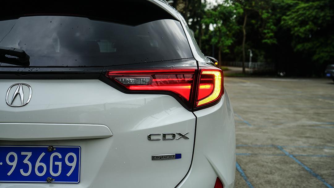 花30万买台值20万的车?同级最特别的SUV有啥亮点?