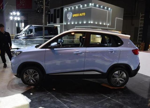 合众首款量产车型哪吒N01将于8月上市 续航里程301km