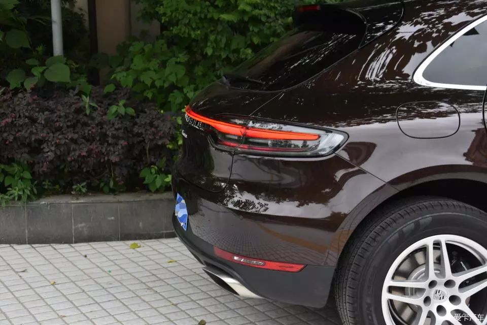 钢铁直男也有不直男的时候,提车Macan两个月,叨叨几句