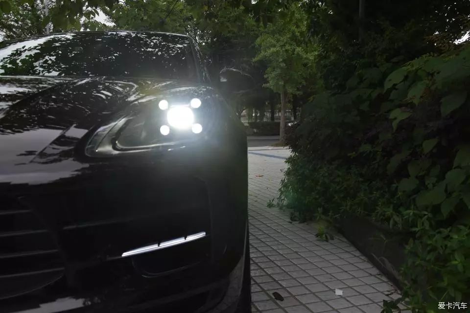 钢铁直男也有不直男的时候,提车Macan两个月,叨叨几句