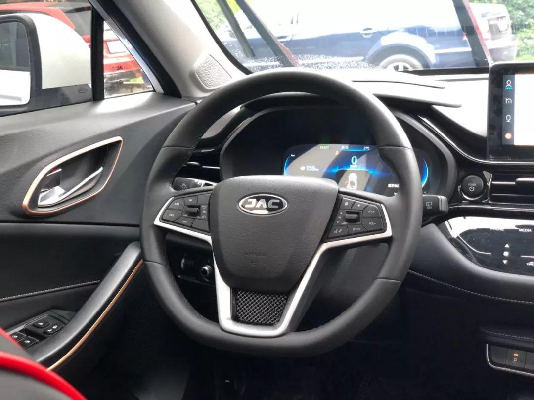 短试江淮iEVS4:多花7万元,为什么不选择瑞风S4?