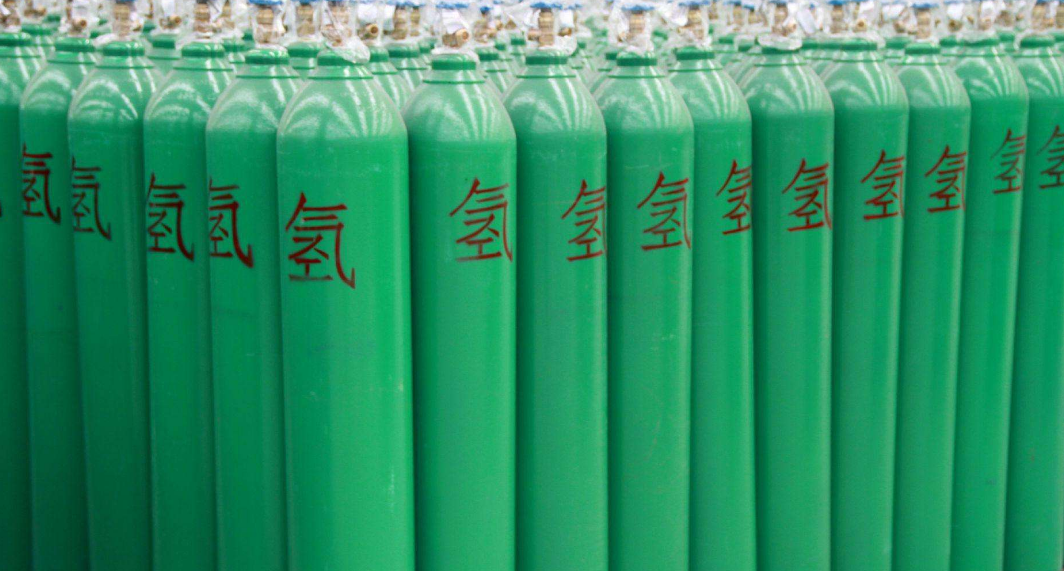 宝马X5车型推氢燃料版本,预计2025年上市,氢燃料安全引人深思