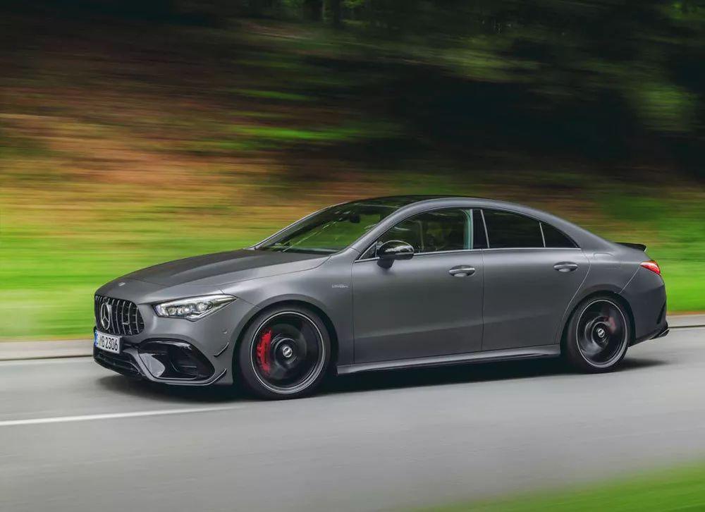 换装新款2.0T发动机,百公里加速4秒,全新奔驰AMG CLA45亮相