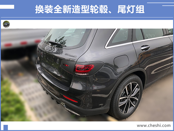 奔驰新款国产GLC实车，动力大涨，尺寸接近宝马X5，还有AMG版