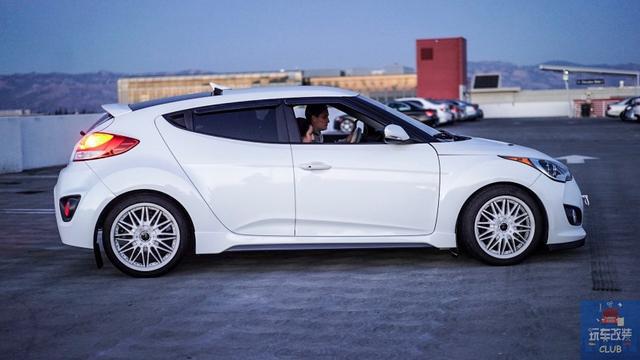 一辆“改装讨巧”“宜静宜动”的现代飞思Veloster！