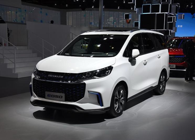 补贴后售价16.98万起 上汽大通EG50上市